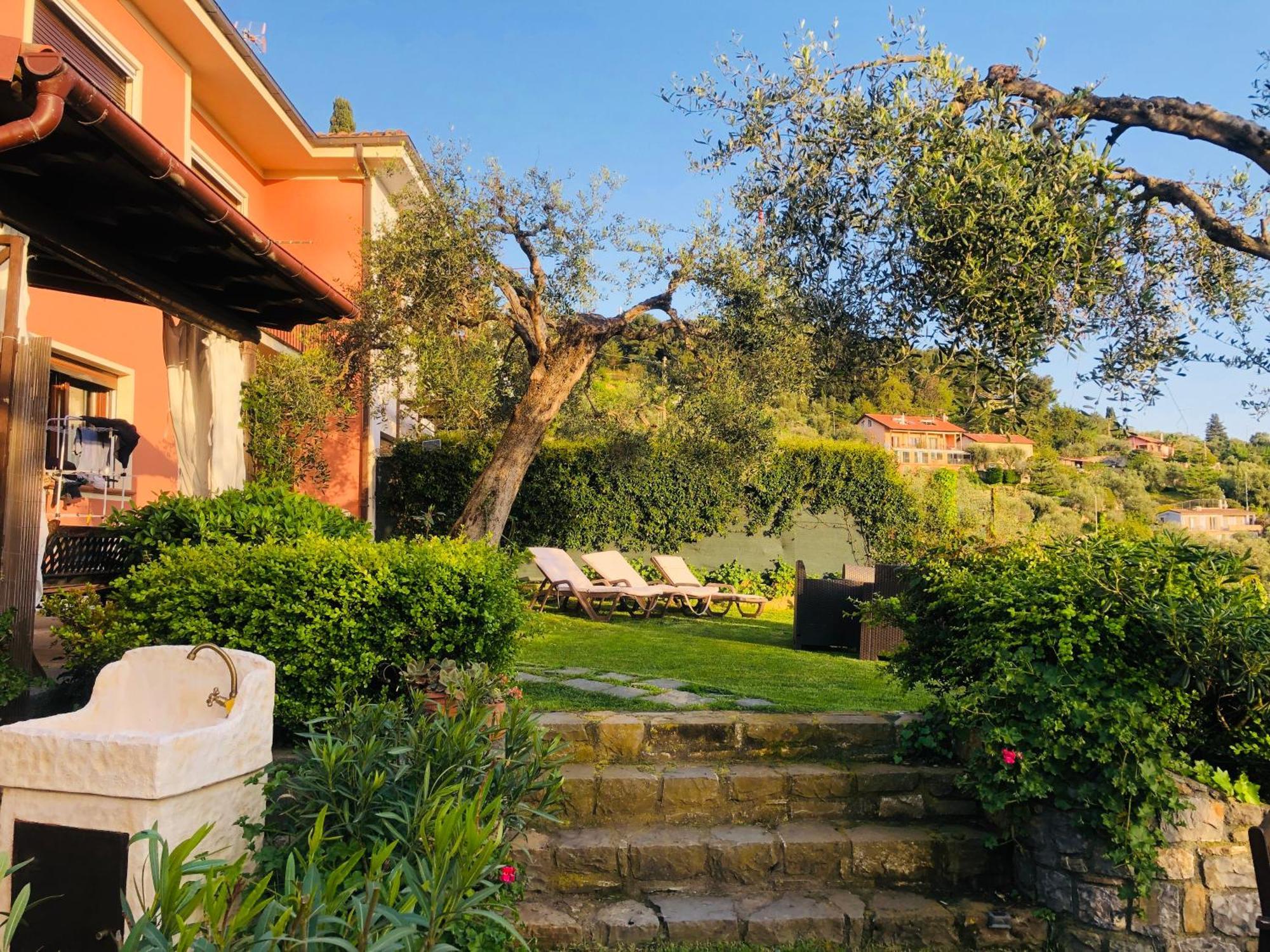 Le Jardin Sur Mer Avec Bike Et Mtb Tour Hotel Imperia Exterior foto